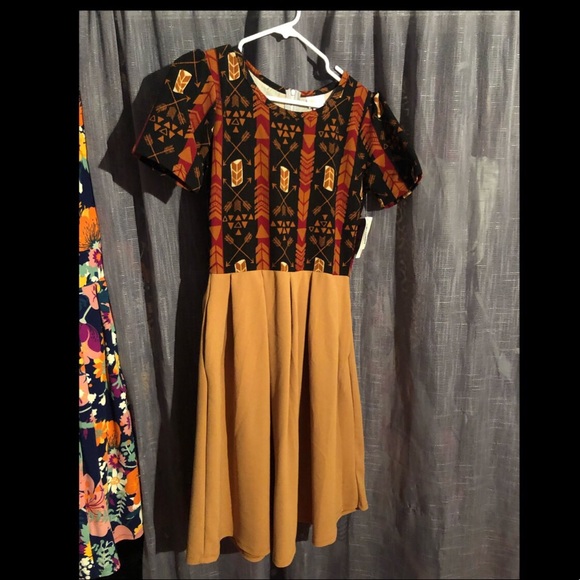 LuLaRoe Dresses & Skirts - Two toned dress